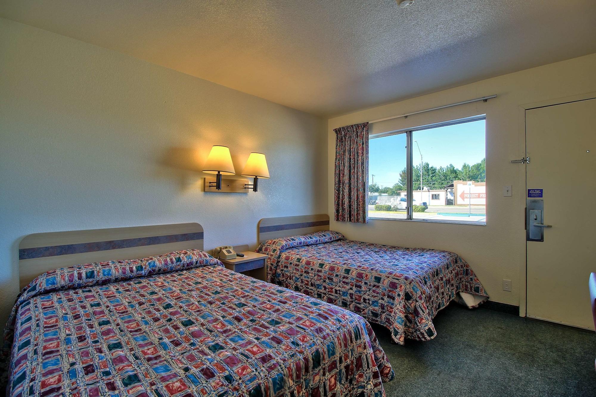 Hotel 6-douglas, Az 3*