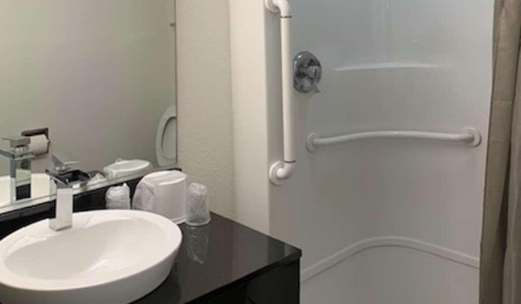 6-douglas, Az 3* Douglas