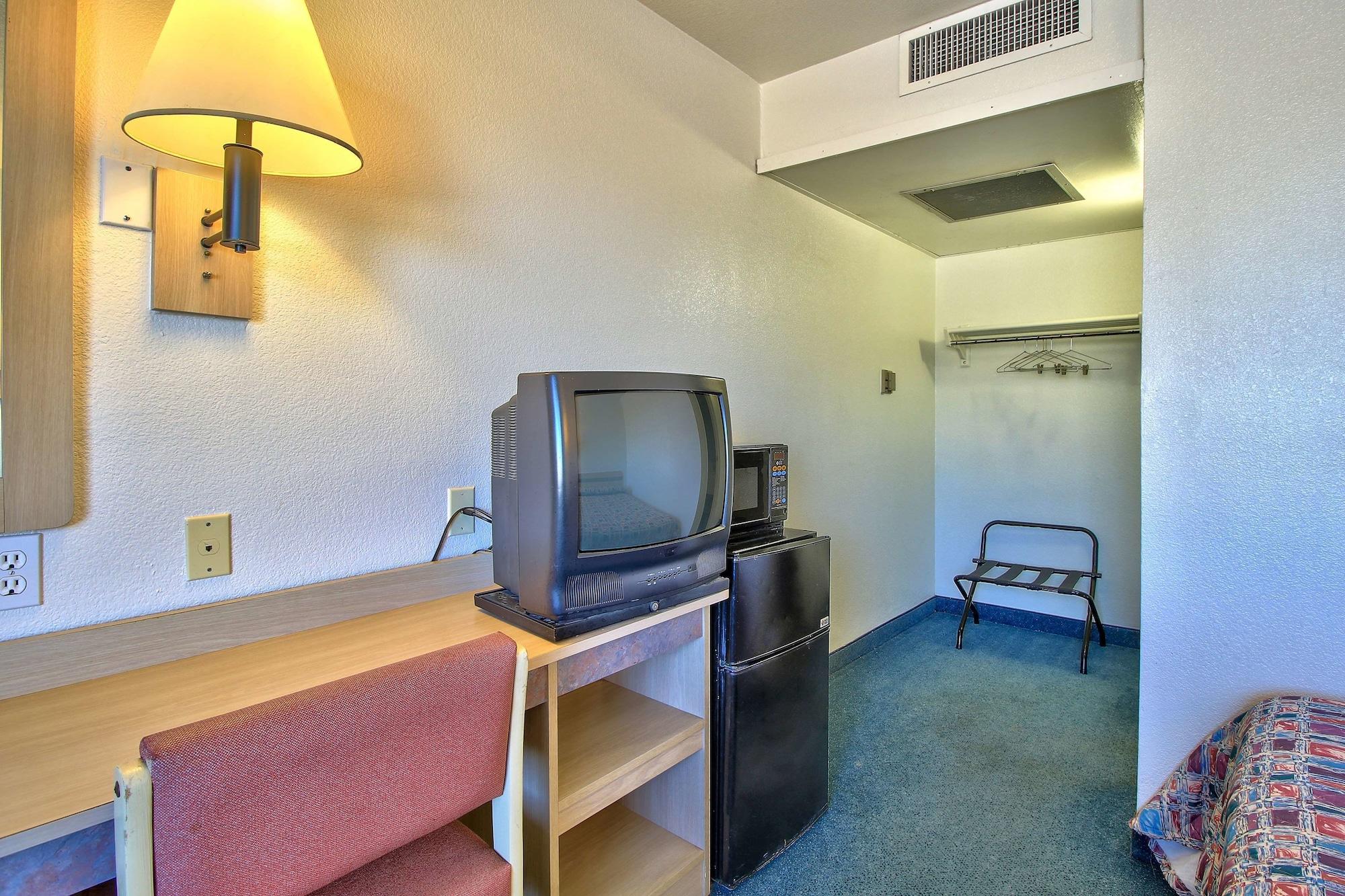 6-douglas, Az 3* Douglas